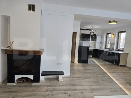 Casa 4 camere, parcare, curte, zona Mihai Romanul - Fotografie 5