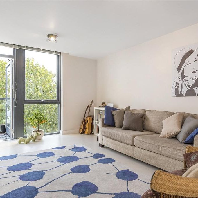 1 bedroom penthouse to rent - Photo 1