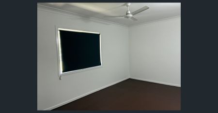 Set on over 2 acres, minutes to shops. - Photo 2