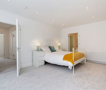 1A Balkill Park, Howth, Dublin 13 - Photo 2