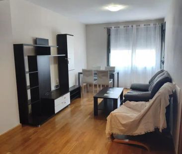 Piso de alquiler en Juan Carlos I - Foto 1