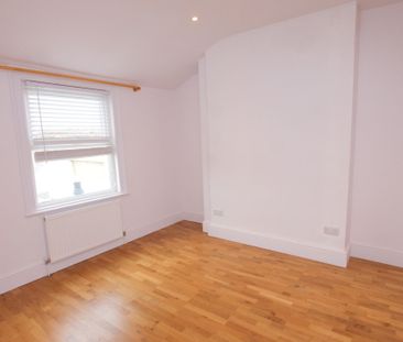 122 Prestbury Road, CHELTENHAM GL522DP - Photo 4