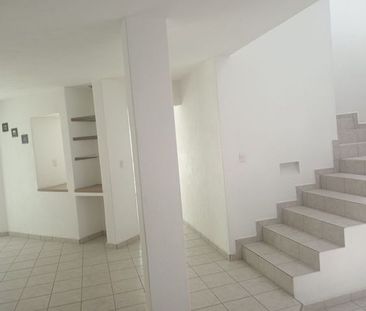 Casa renta frailes Corregidora Querètaro. Seguridad y confort - Photo 3