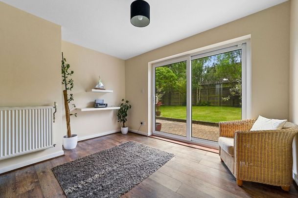 Lion House, Bealings Road, Martlesham, Woodbridge - Photo 1