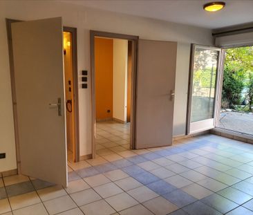 Location Appartement 2 pièces 31m² - Photo 2