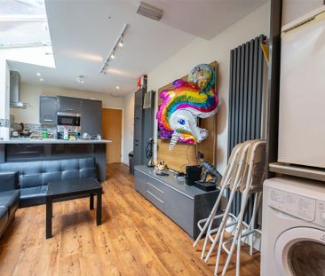 6 bedroom house to rent - Photo 4