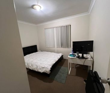 Parramatta - Photo 6