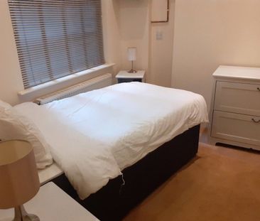 Chester Road, Macclesfield, Cheshire, SK11 - Photo 3