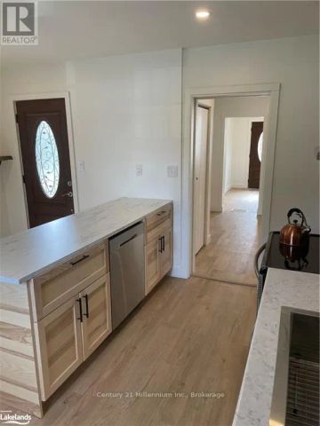 563 12TH AVENUE - Photo 5