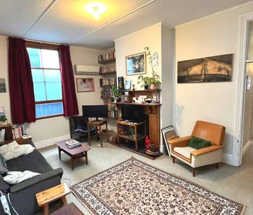 Newtown Character Cottage - Photo 5