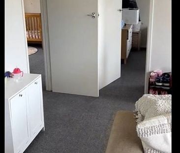 2BR Belmont Apartment! - Photo 6