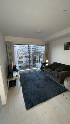 Modern Minimalist - Photo 1