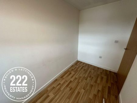 Norley Close - Warrington - WA5 - Photo 5