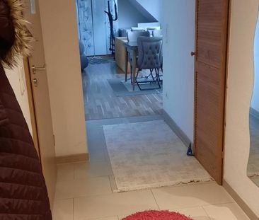 Charmante große Dachgeschosswohnung - Foto 1