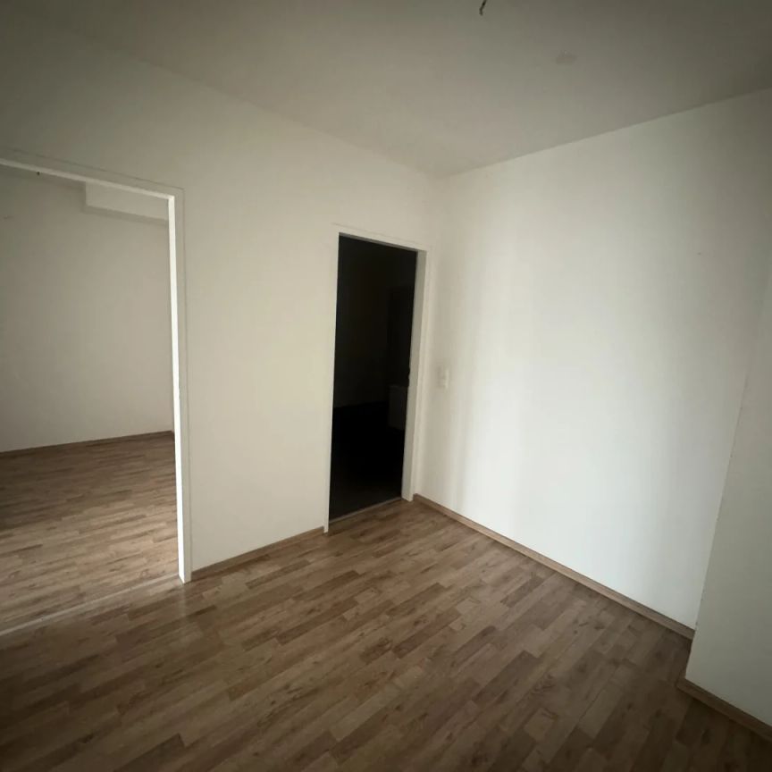 4 Zimmer Wohnung mit Balkon und Loggia unbefristeter Mietvertrag - Photo 1