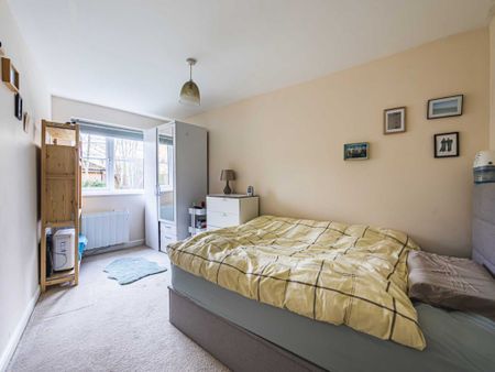 2 bed Ground Floor Flat for rent - Photo 4