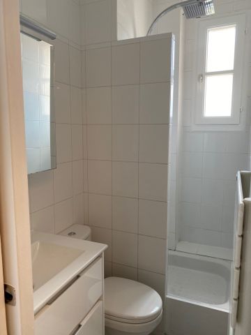 Location Appartement 2 pièces 31m² CHARENTON LE PONT 94220 - Photo 5