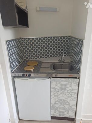 Studio rénové à louer à Rennes (35000), quartier Fac de Droit, Thabor-St Hélier Cet appartem... - Photo 1
