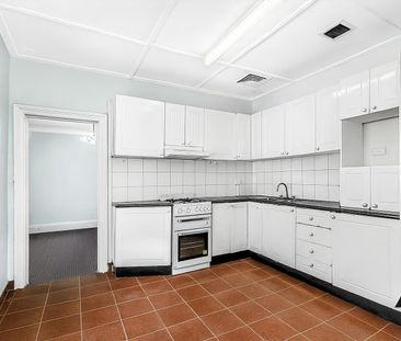 107 Chapel Street, Marrickville NSW 2204 - House For Rent | Domain - Photo 5