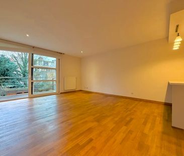 Appartement te huur - Photo 1