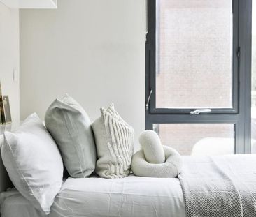 1 bedroom in a flat share to rent - Photo 3