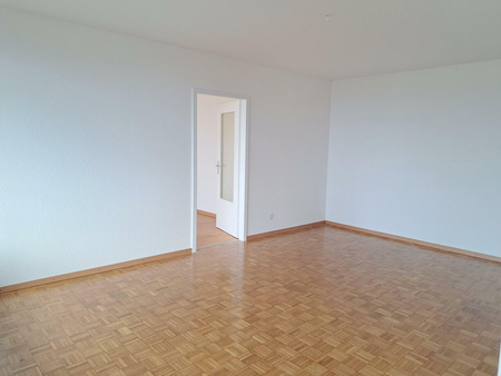 APPARTEMENT 2.5 PIECES 56 M2 AVEC BALCON ET ASCENSEUR - Photo 2