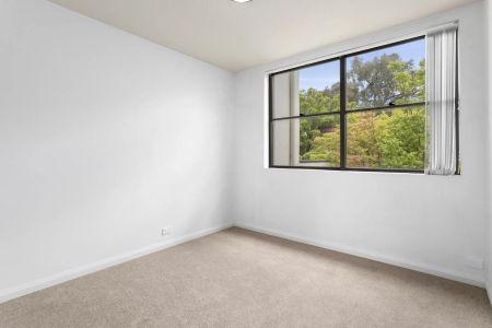 4/7 Eldridge Crescent, Garran. - Photo 4