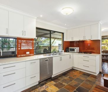 Spacious Family Home in Convenient Location - Photo 2