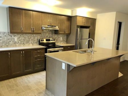 For Lease - 25 Mcgrath Avenue, Richmond Hill, Ontario - Photo 4