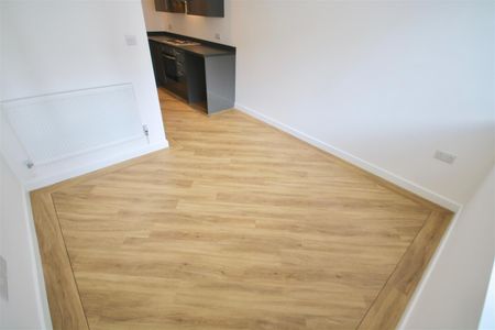 Enterprise House, Isambard Brunel Road - Photo 2