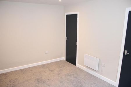 1 bedroom ground floor flat to rent - Photo 5