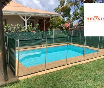 Location Maison 4 pièces 98m² LE VAUCLIN 97280 - Photo 2