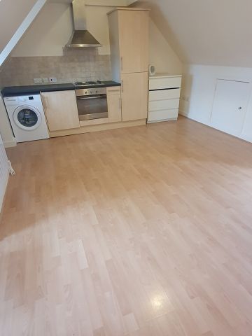 Studio Flat, Luton, LU1 - Photo 4