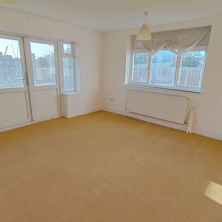 5 bedroom house to rent - Photo 1