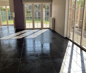 Huis te huur in Munsterbilzen voor € 1.375 met 4 slaapkamers - Photo 1