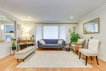For Lease - 52 Decarie Circle, Toronto, Ontario - Photo 3