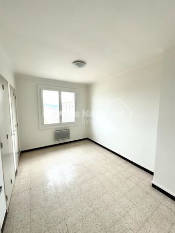 Location Appartement 3 pièces 61m² - Photo 2
