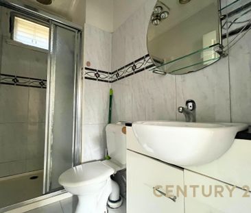 Easy Living in a Prime Location - Photo 2