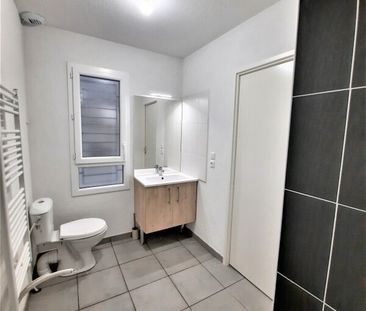 Location Appartement 4 pièces 84m² PINS JUSTARET 31860 - Photo 2