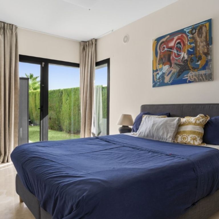 Luxury 4 room Detached House for rent in Benahavís, Spain - Photo 1