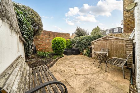 Priory Road, Chiswick, London, W4 - Photo 5