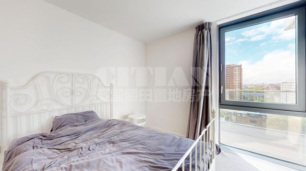 Carriage House, 10 City North Place, London, N4 3FT - Photo 1