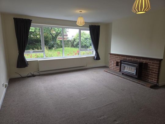 4 bedroom detached house to rent - Photo 1