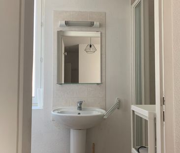 Location Appartement 1 pièce 17m² GRENOBLE 38000 - Photo 4