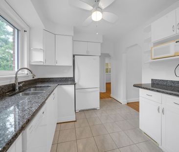 For Lease - 25 Westhead Road, Toronto, Ontario - Photo 3