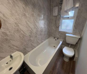 Kimberley Road, Sketty, Swansea, SA2 9DP - Photo 4