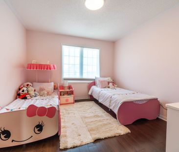For Lease - 2330 Grand Oak Trail, Oakville, Ontario - Photo 5