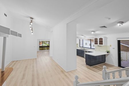 RENOVATED FAMILY HOME! - Photo 3