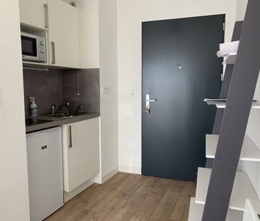 Location Appartement 1 pièce 24m² ROSIERES PRES TROYES 10430 - Photo 5
