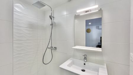 A Louer sur Mions ! Appartement entièrement rénové de 50 m² Mions (69780) - Photo 2